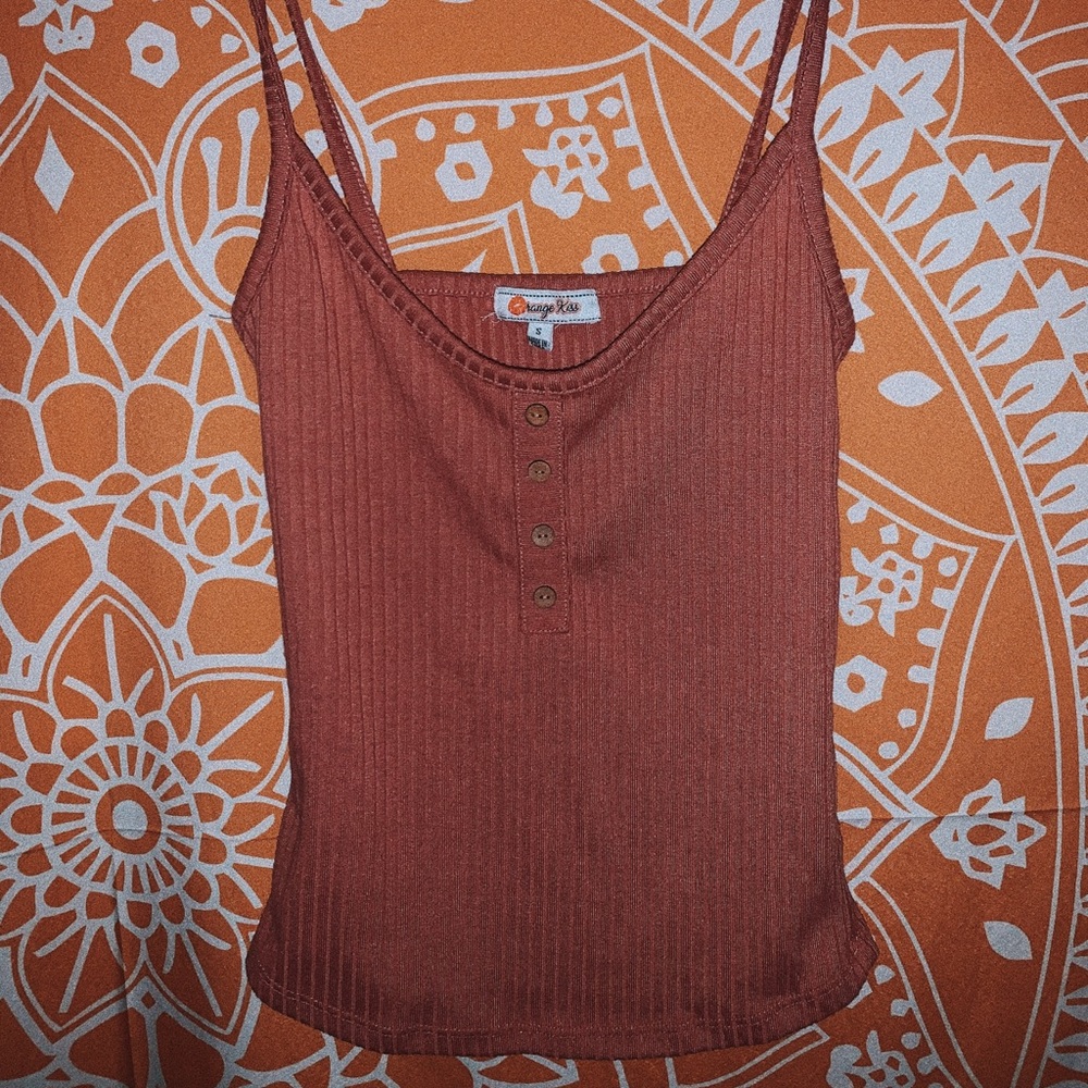 crop top only been worn once